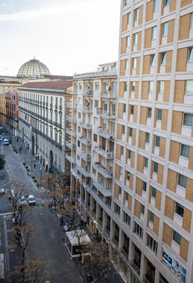 Napoli City Center - Appartamenti E Camere Exterior photo